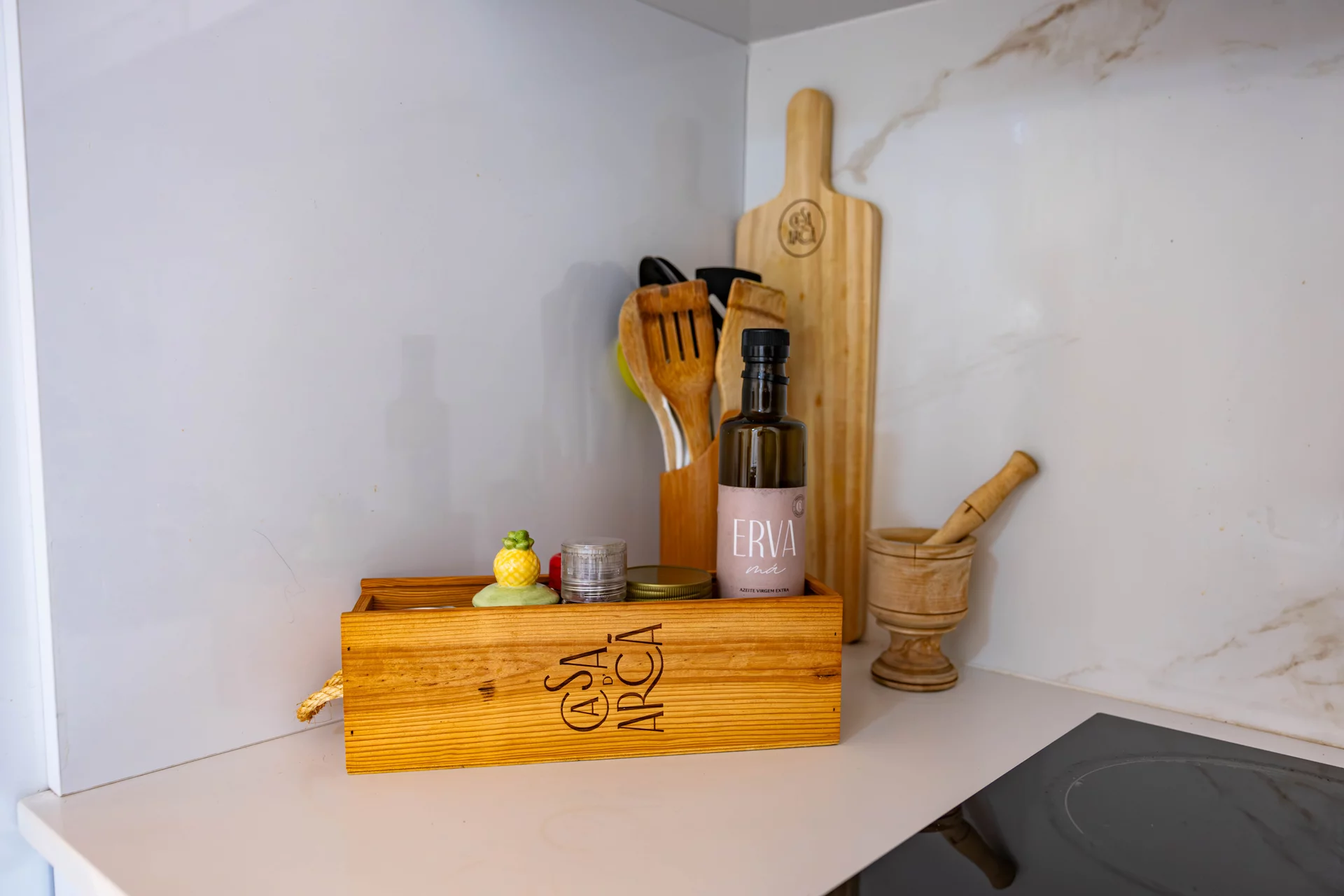 alojamento douro pedra viva viosinho guesthouse cozinha azeite